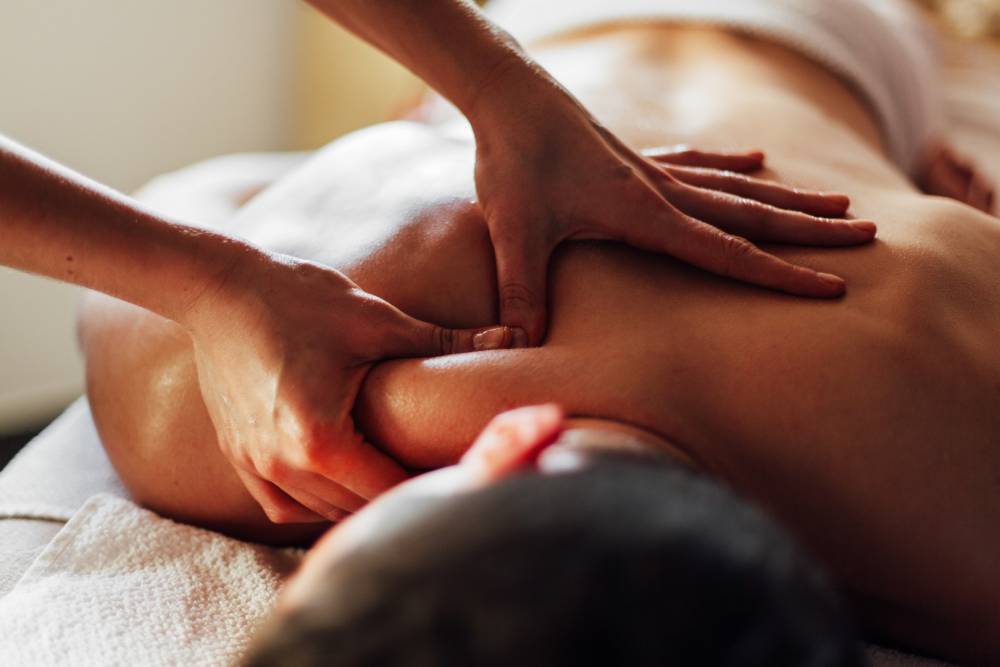 Massage corps à Segré